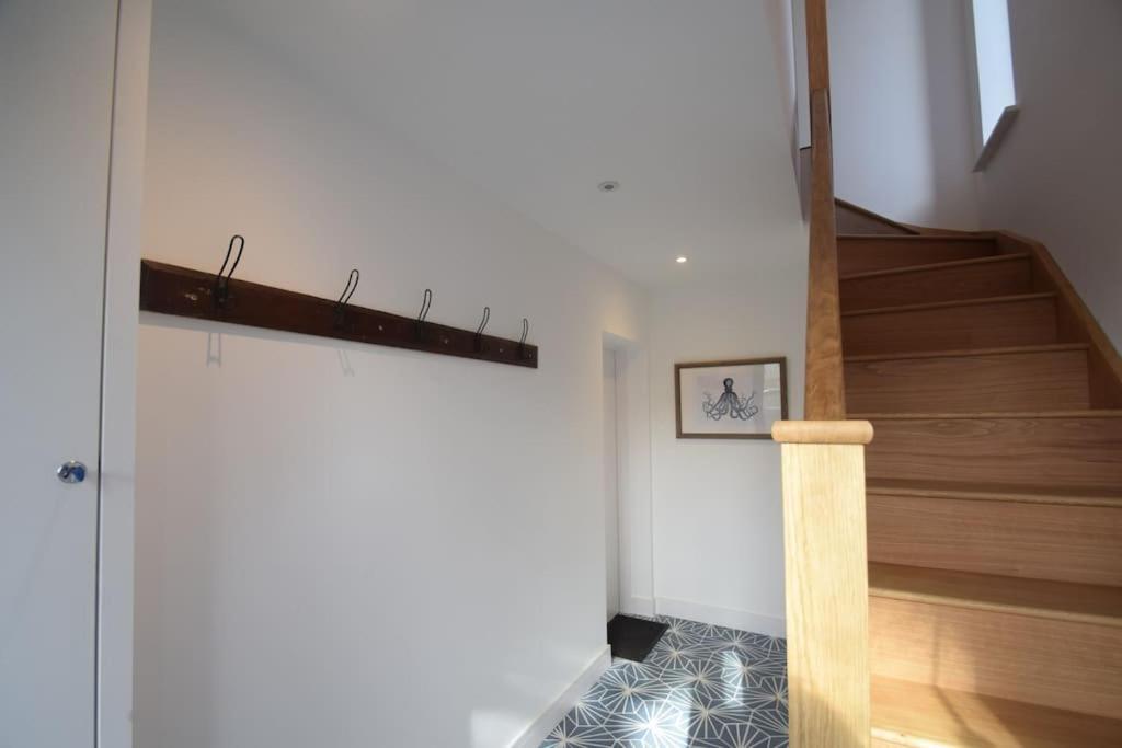 Flat 1 High Tide House, Mortehoe - Beautifully Designed Ground Floor Flat With Sea Views And Garden المظهر الخارجي الصورة